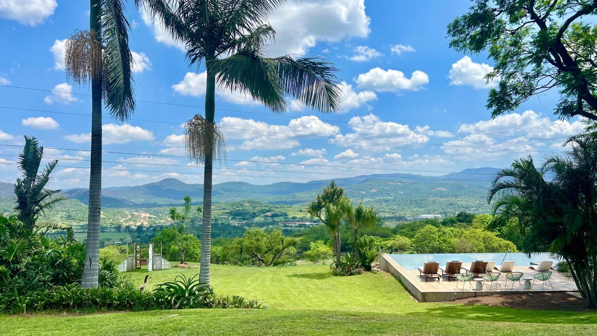 Loerieroep Estate - Mountainview Selfcatering Accommodation Nelspruit Mbombela Exterior foto